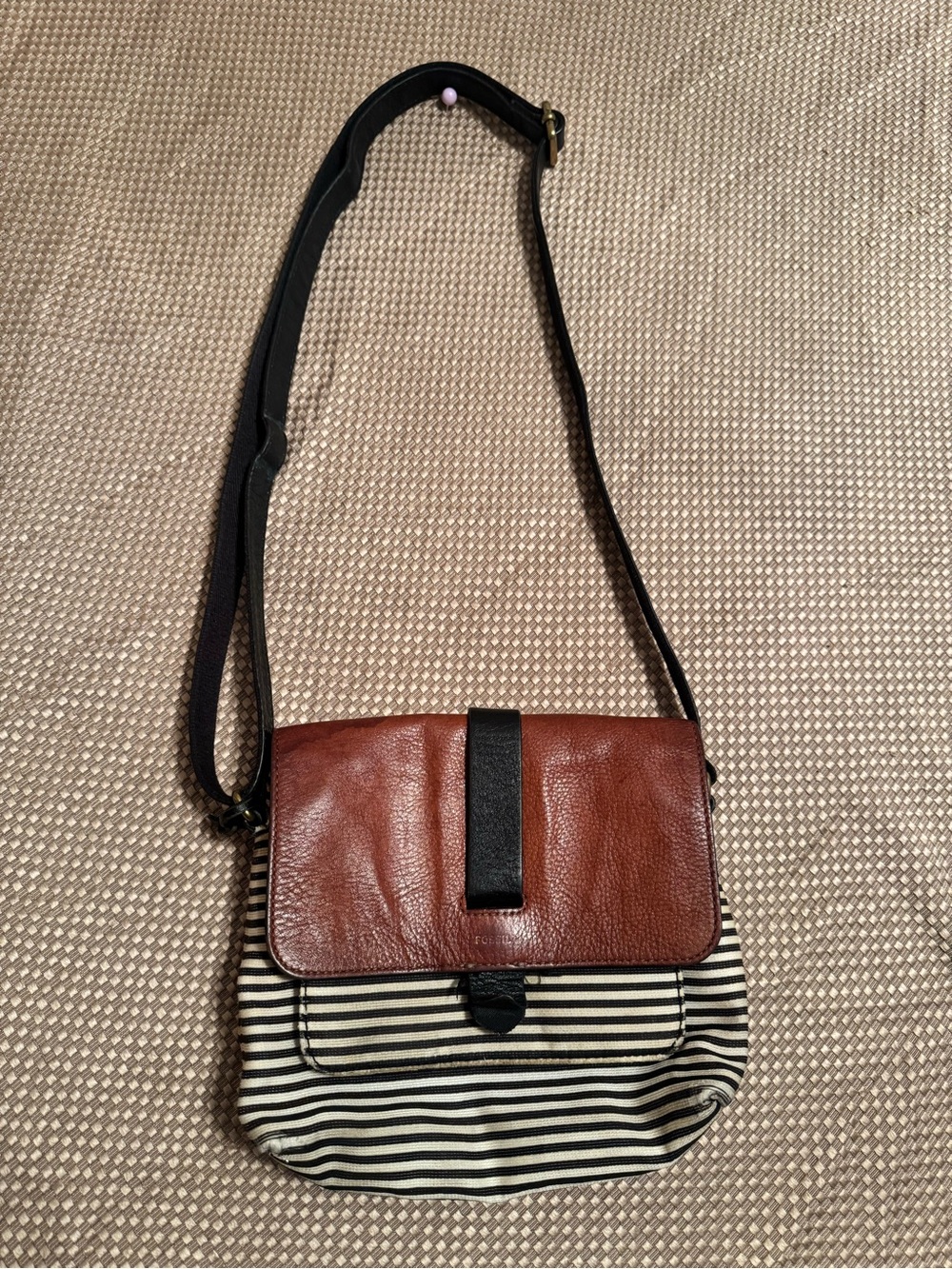 Fossil Striped Canvas Leather Flap Crossbody Bag Black White Tan Brass Key Charm